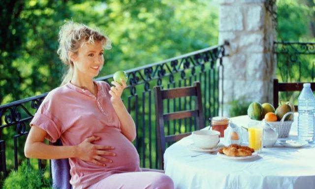 孕期有几样食物可以适量多吃，有助于生出高颜值宝宝，错过别后悔