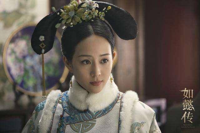 37岁的张钧甯：颜值学历双高的演技派艺人，自在