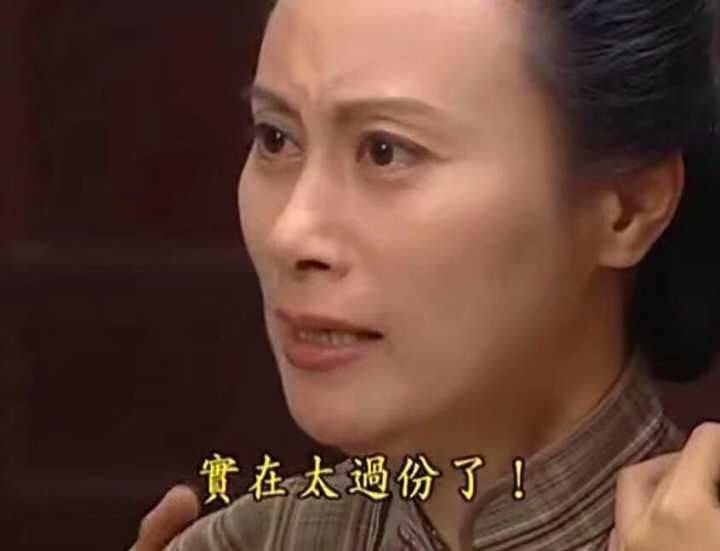 原创情深深雨蒙蒙:依萍一直像刺猬一样保护妈妈,因为傅文佩太软弱了