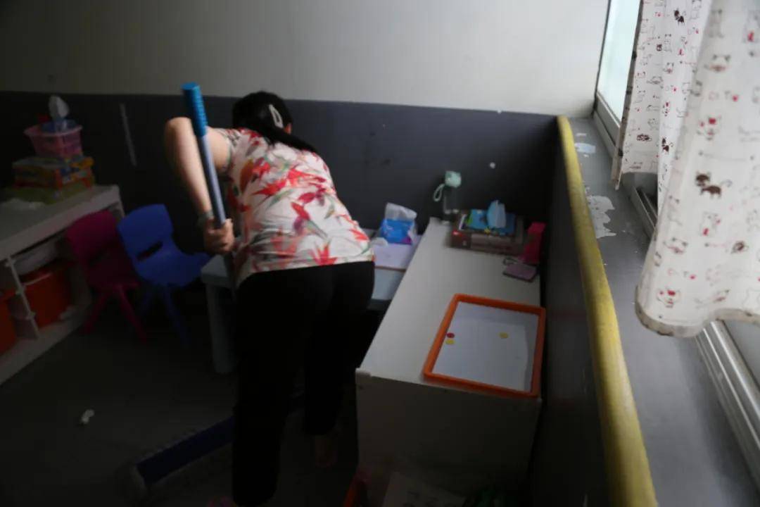 原创每天为自闭症家庭奋斗8小时，你身边被忽视的平凡人