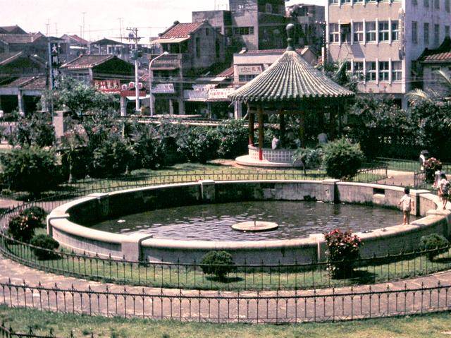 七十年代初期台湾，彼时的台北市街景