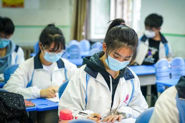 为什么有的学生平时成绩平平，一到高考就爆发？答案让人猜不到