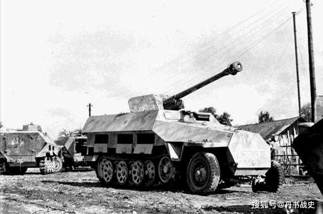 原创二战德国sdkfz251/22,万精油装甲车改装的歼击车