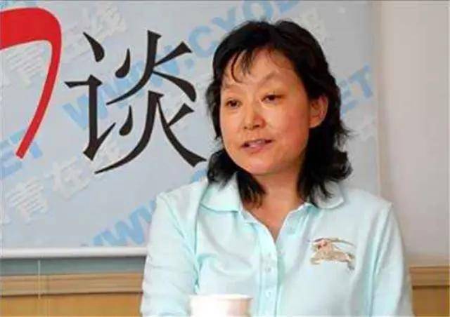 寒门|调换2人人生轨迹，高考对寒门学子意味什么高考录取通知书被卖