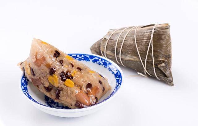 糖尿病患者吃粽子，怕血糖升高，可以配着阿卡波糖一起吃吗？