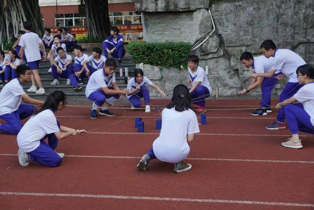 金榜题名|金榜题名季 | 轻松一夏，自信“应战”第四中学凤凰花开时