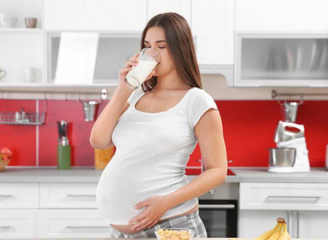 孕期缺钙的症状要了解，孕妈妈要注意，不然会影响宝宝正常发育