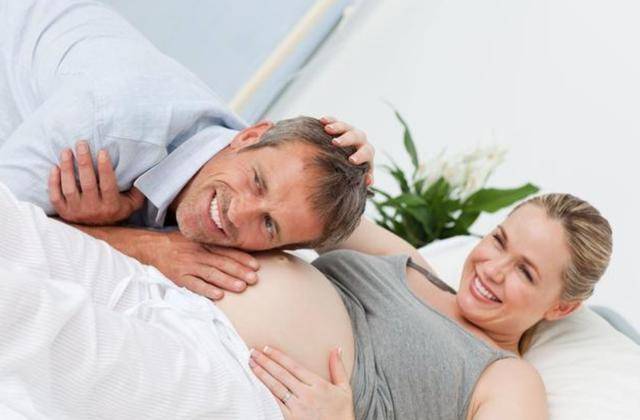 两类女性孕晚期不适合左侧睡，很容易影响胎儿发育，愿你不在其中