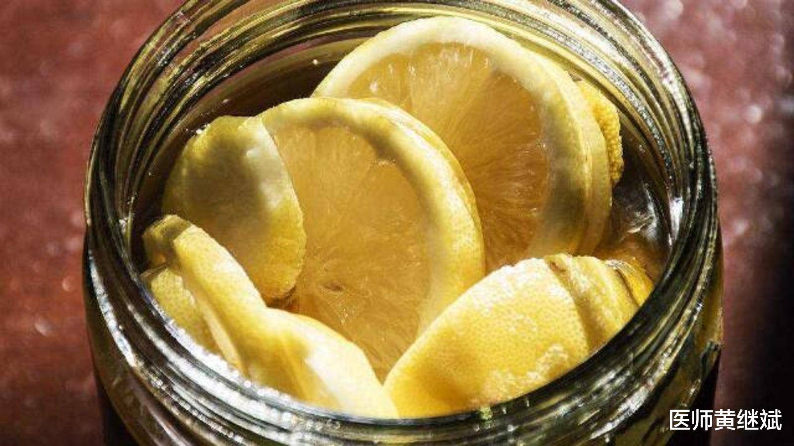夏季喝什么美容消痘？除了蜂蜜柠檬水，还有两大选择