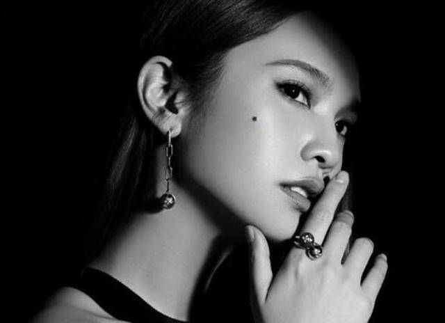 【杨丞琳】原来阅历是女人最好的化妆品宋茜杨丞琳刘涛闫妮30岁时比20岁美