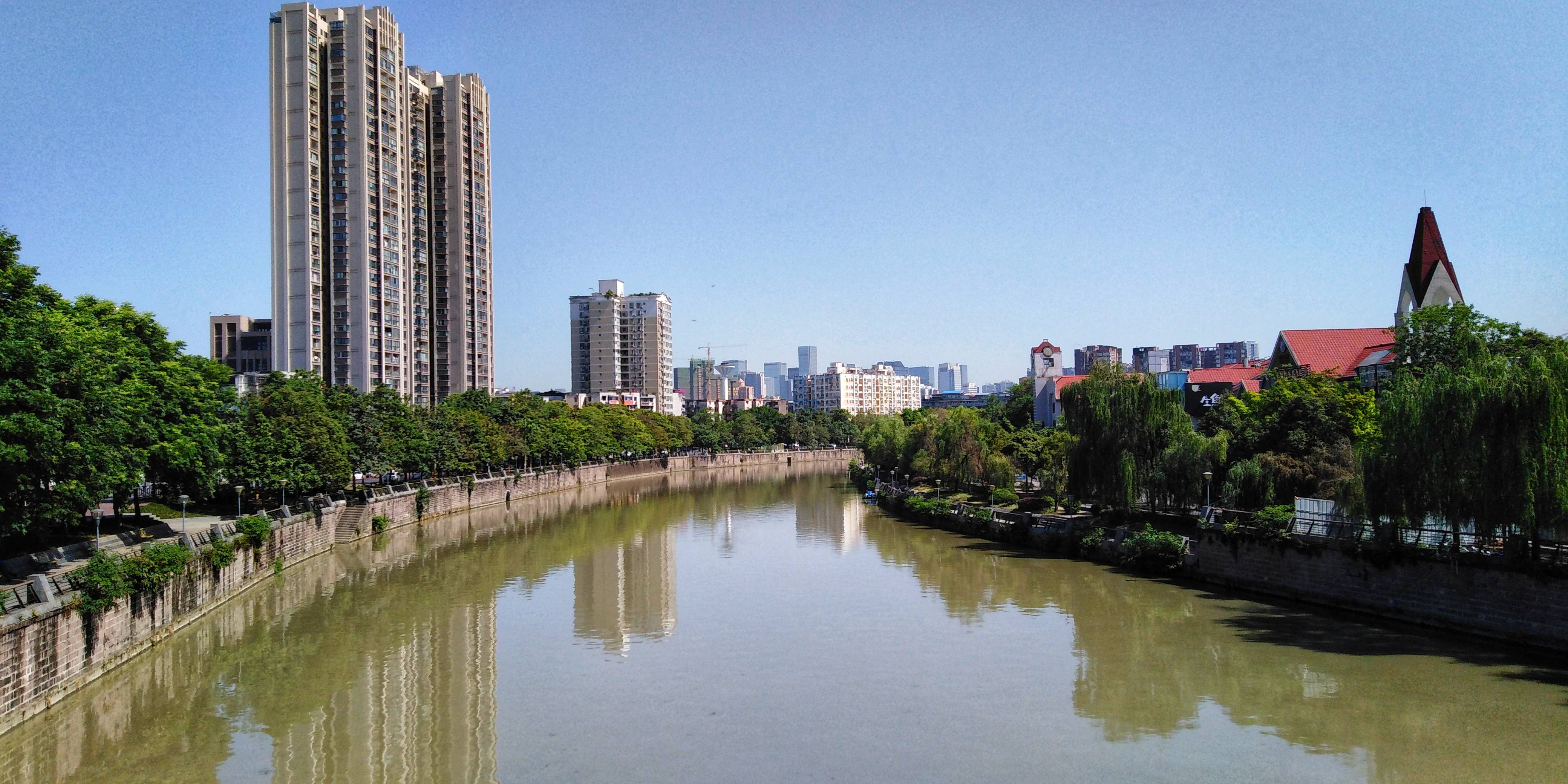 都说夏天太炎热不想走远府南河也有美丽风光