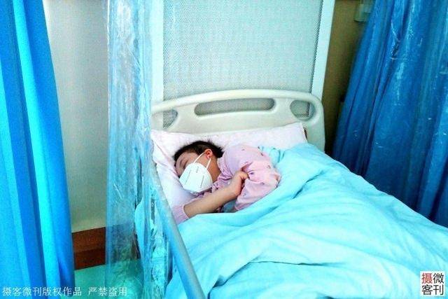 女儿|禁食15天后哭了：妈妈我想出去13岁女孩被剃光头关进“小黑屋”