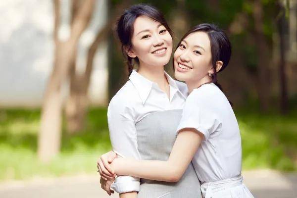 闫妮女儿邹元清:11岁初登荧屏,曾被嘲捧不红的