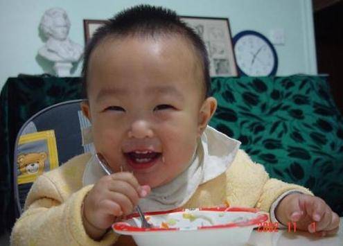 孩子|谨记“两饭不吃、三觉不睡”，才能养好脾胃少生病宝宝3岁前