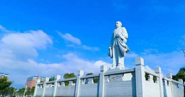 贵贵|疑问！你会读民办本科么？学费贵贵贵贵贵贵！