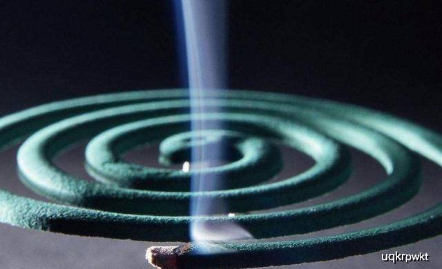 脑瘫|家长还需注意这7种常用品别让樟脑丸引发婴儿脑瘫的悲剧再发生