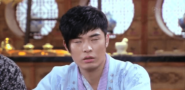 陈赫而《爱情公寓》的几位主演呢，除了金世佳和王传君等人外，基本再也