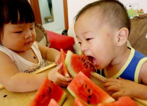 孩子|说明消化有问题，专家：健脾消食靠1招孩子出现4种变化