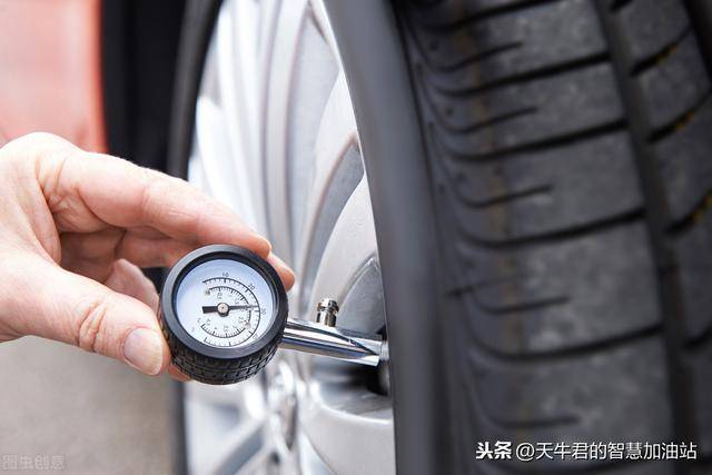 汽车正常胎压是多少kpa_小车汽车胎压多少正常_冬天汽车胎压3.0正常吗