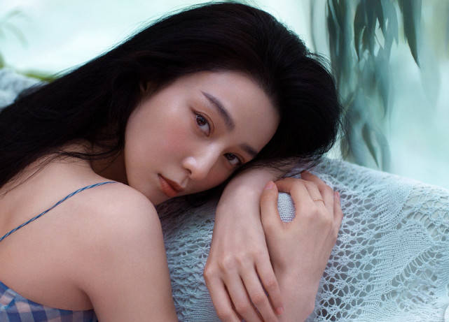 与网红合影颜值遭碾压？范冰冰回应了！获赞高