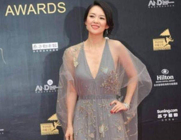 许晴章子怡李冰冰范冰冰等纷纷着透视装出镜,娱乐圈看谁更大胆