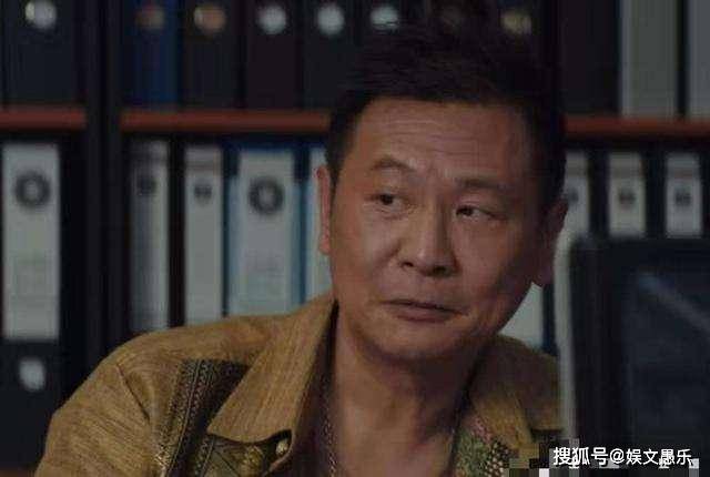 从玩世不恭到戏精，演技让胡歌都敬佩，54岁却落