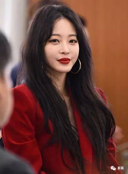 原创好歹也是娱乐圈第一代人造顶级美女,怎么也因为乱填充翻车了? 原创好歹也是娱乐圈第一代人造顶级美女,怎么也因为乱填充翻车了?