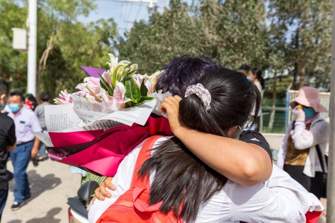 知识科普|相当真实！高考完，她哭着说出了假期规划！