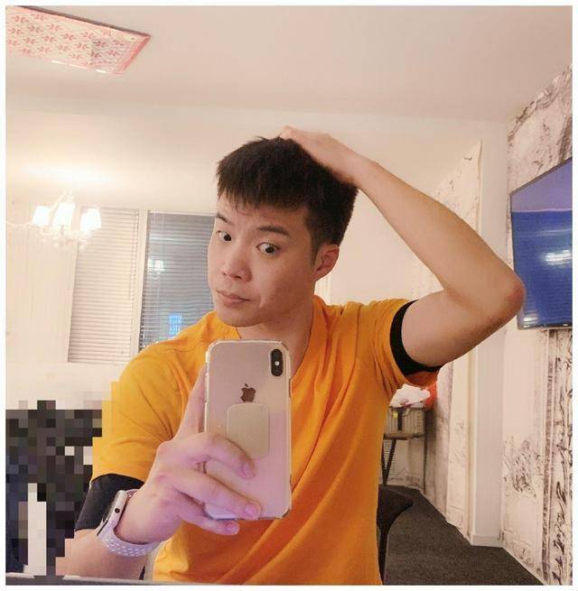 黄毅清因贩卖毒品被判刑15年，曾经举报薛之谦和