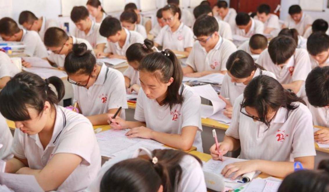 教育厅发布“最新”消息，2020高考生将迎来坏消息，家长难以理解