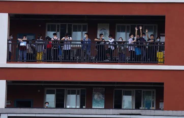 知识科普|相当真实！高考完，她哭着说出了假期规划！