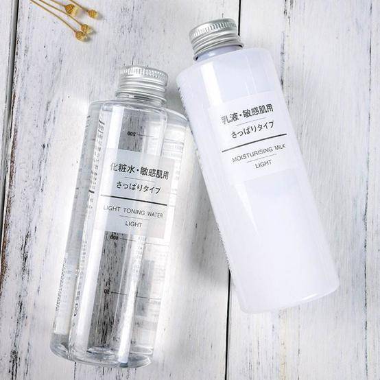 罗列|保湿温和效果好的水乳排行罗列:敏感肌可用,堪称水乳界的万金油