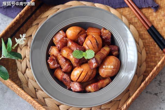 大火|很多人少做了这一步，难怪做出来油腻，看着都不想吃做红烧肉时