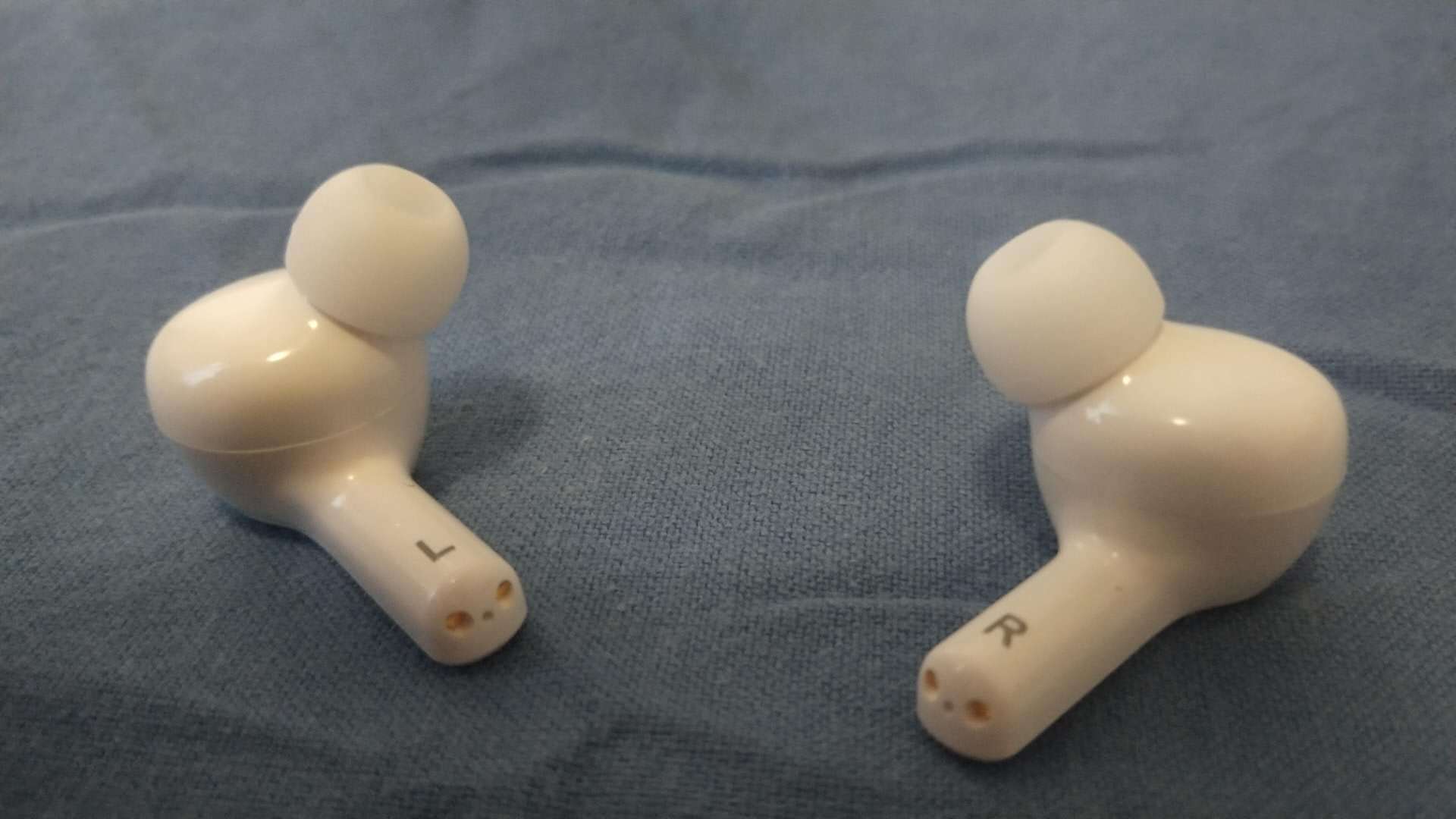 荣耀亲选生态专供EarbudsX1真无线蓝牙耳机开箱测评