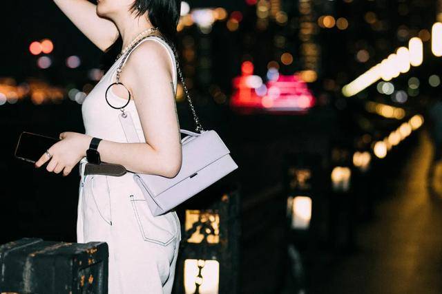 boss|从五百到小几千，真正值得买的小众包全在咱编辑部了