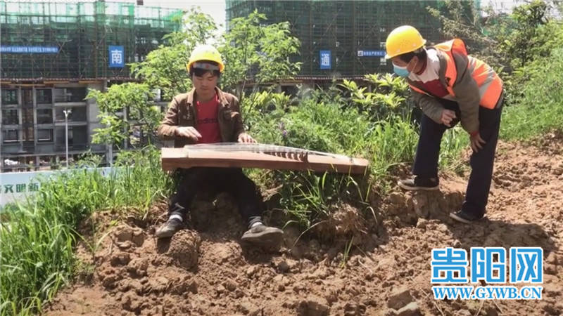 黔视频 | 贵州“古筝哥”走红网络,梦想是做一