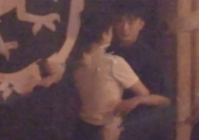 高云翔朋友圈内容曝光,直言放不下舍不得,疑对董璇余情未了