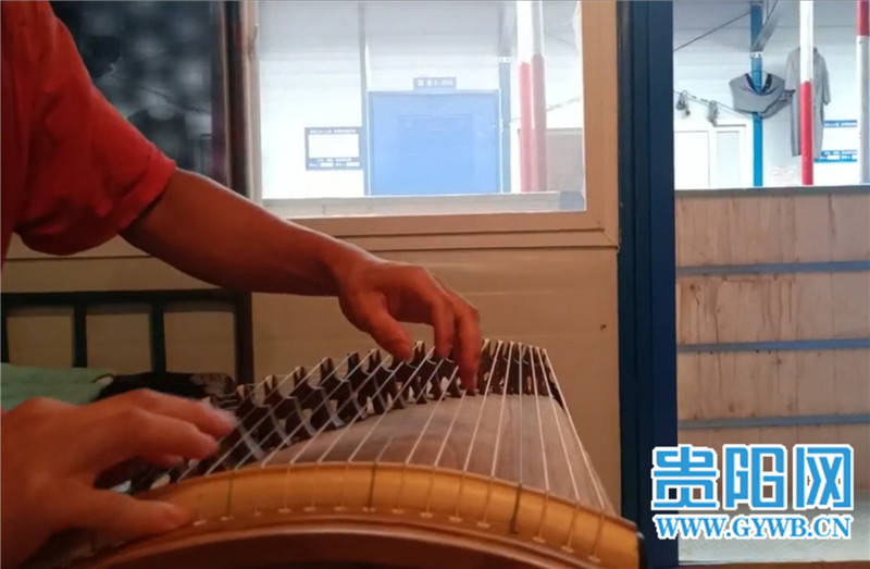 黔视频 | 贵州“古筝哥”走红网络,梦想是做一