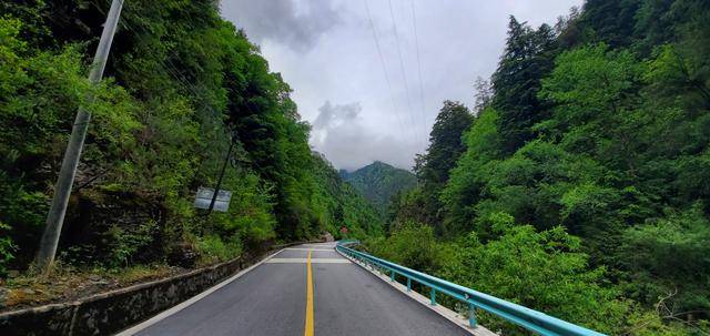 游记:此生必驾g318,川藏线自驾全纪录—被风景"醉倒"在路上