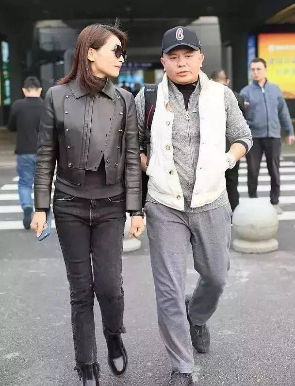 刘涛运气不好，有过两段婚姻，但两个丈夫都投