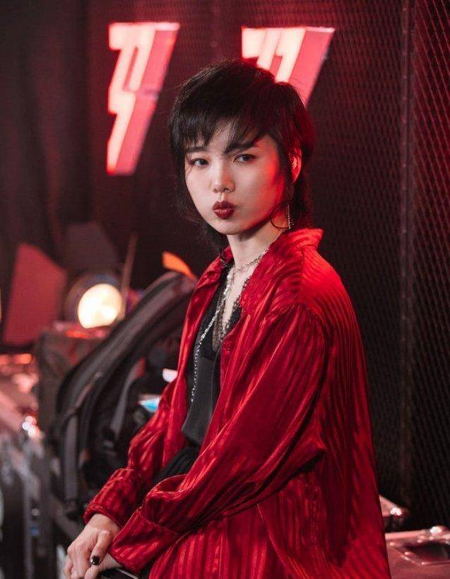 卡位|原创许飞卡位第八遗憾落选，经纪人朋友圈晒聊天记录疑似回应刷票争议