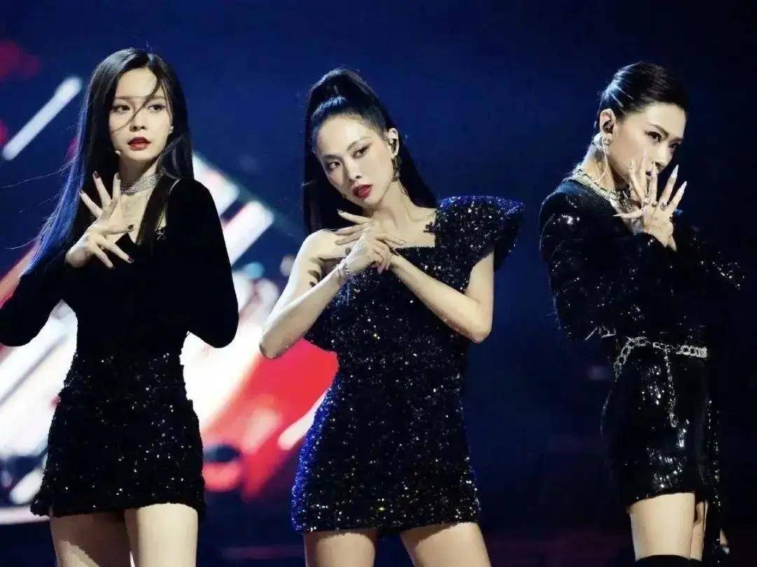 舞台|这么适合女团的她，竟然被淘汰了？