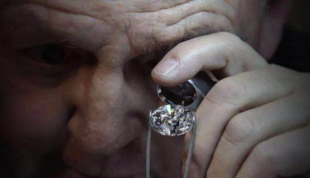 钻石|宁静光是给姐姐们买礼物就送出了一套房？...活该你人气第一！