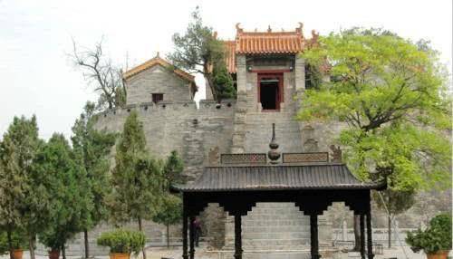 原创抗日战争期间,日军炮轰老君台13发炮弹无一爆炸,这是什么原因?