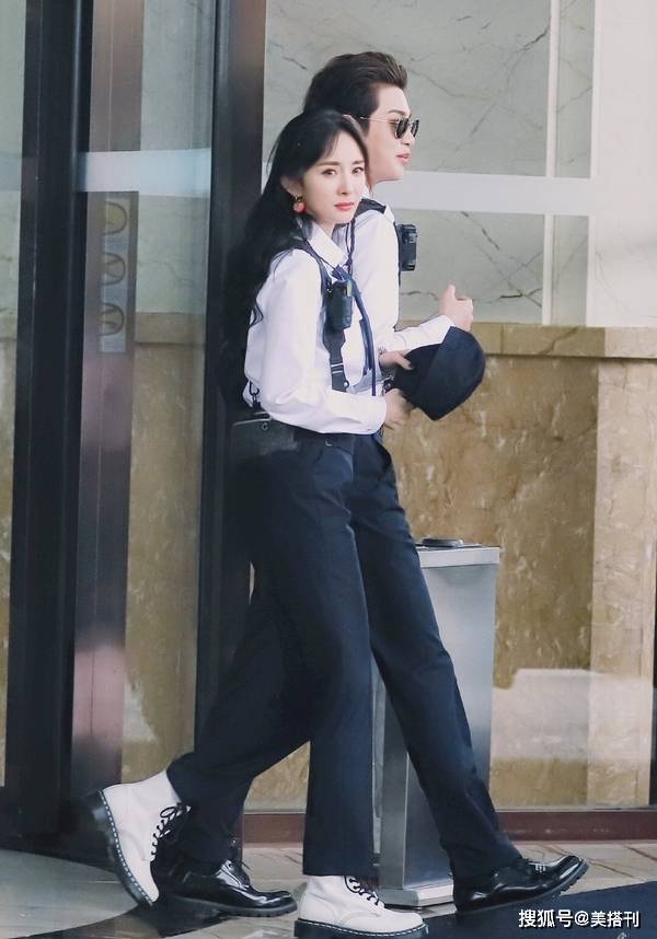 Martens|重度马丁靴爱好者！杨幂、吴昕夏天也要穿长靴，真的不热吗？