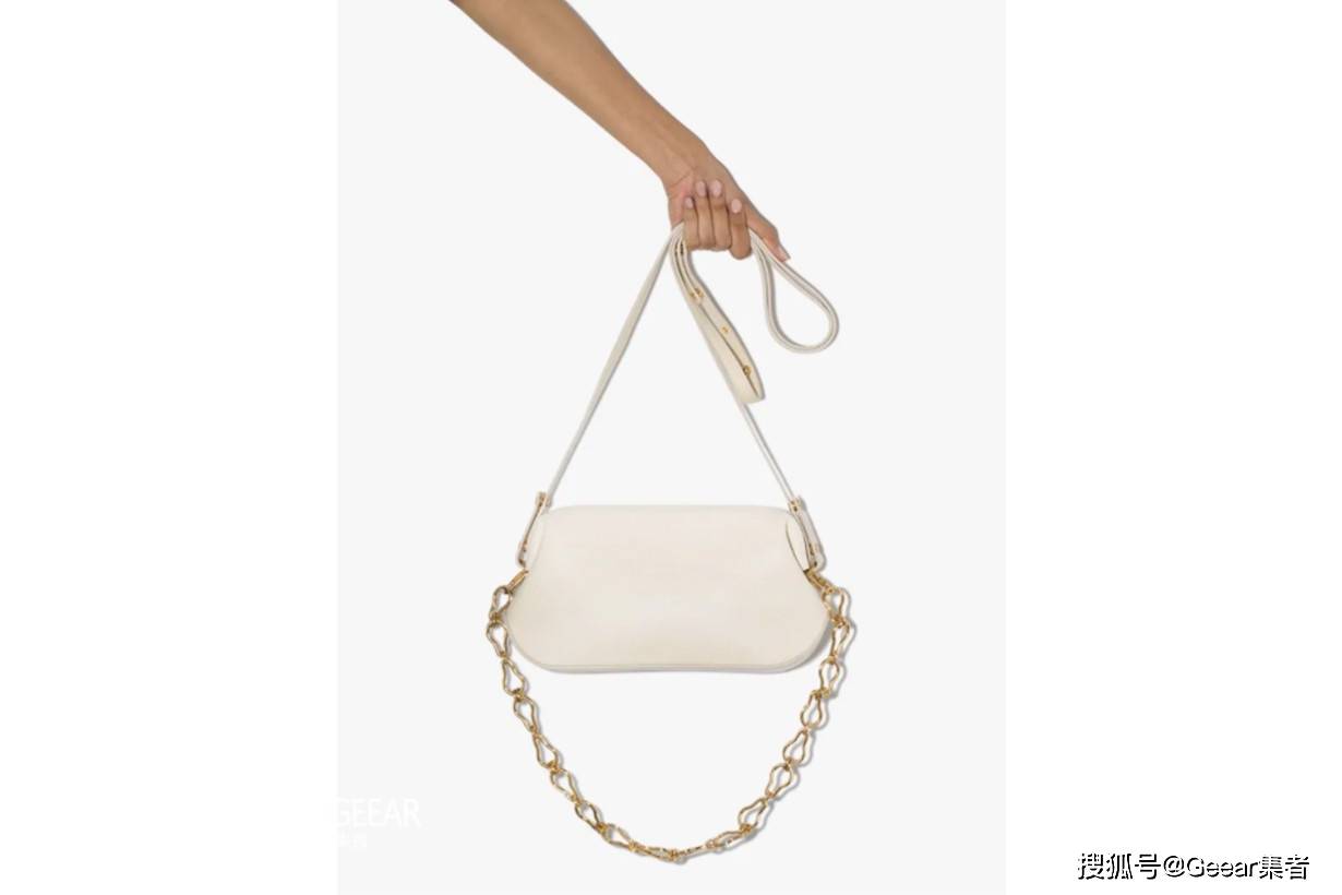 bag|贵气、时髦感提升：从大牌到小众包包，都加入了这个元素！