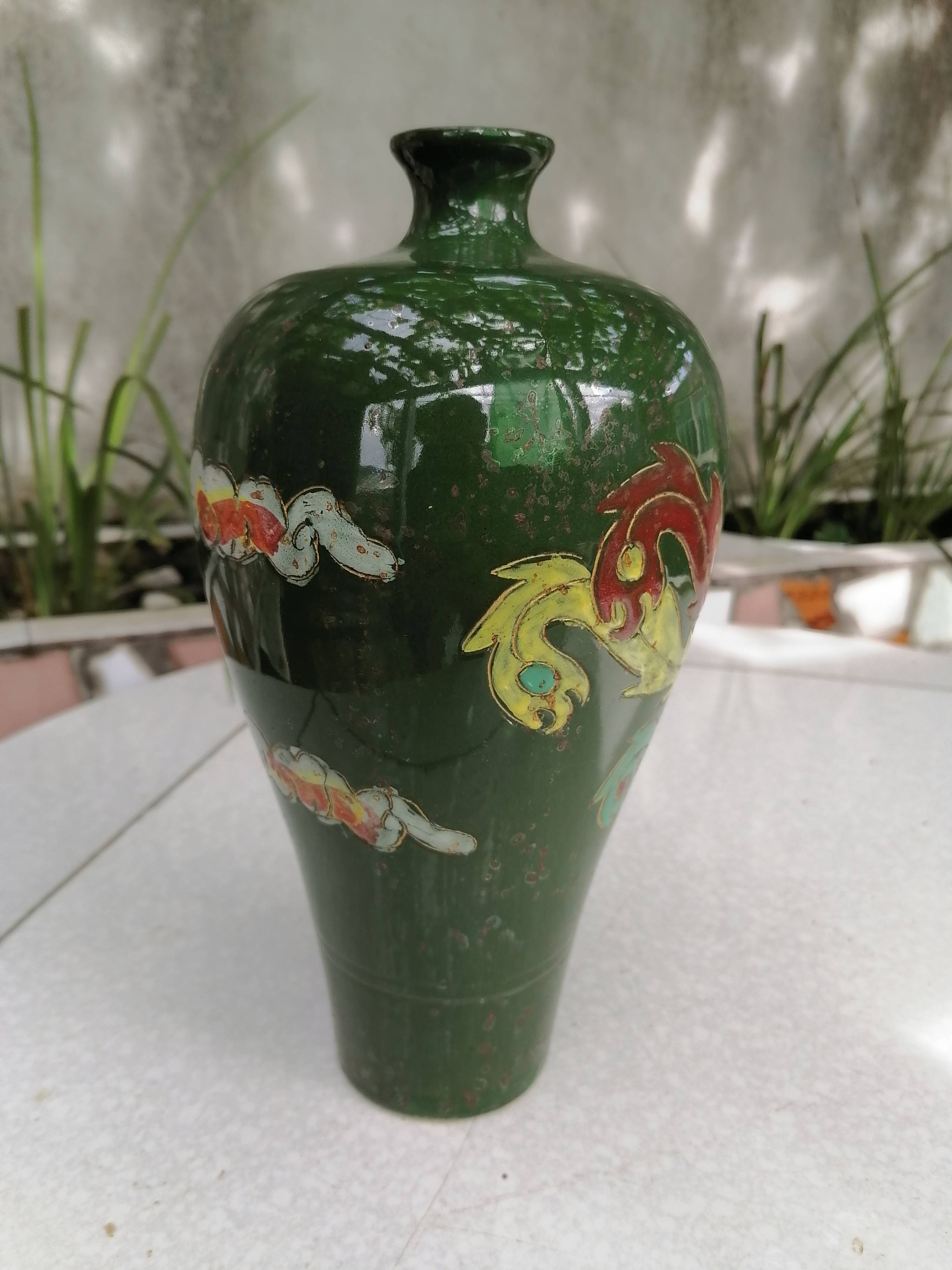 定瓷|精品赏析—易定款绿釉梅瓶