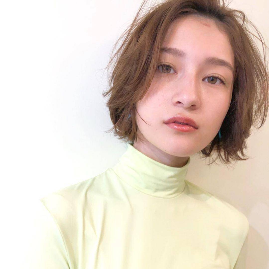 头发|夏日清凉：东京女生的夏季人气短发，少不了刘海