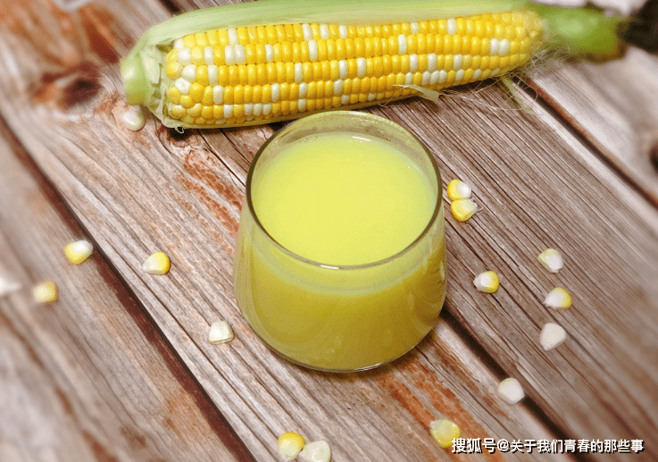 银耳|加剩米饭是“外行”！加这2样，香浓爽滑，营养滋补鲜榨玉米汁