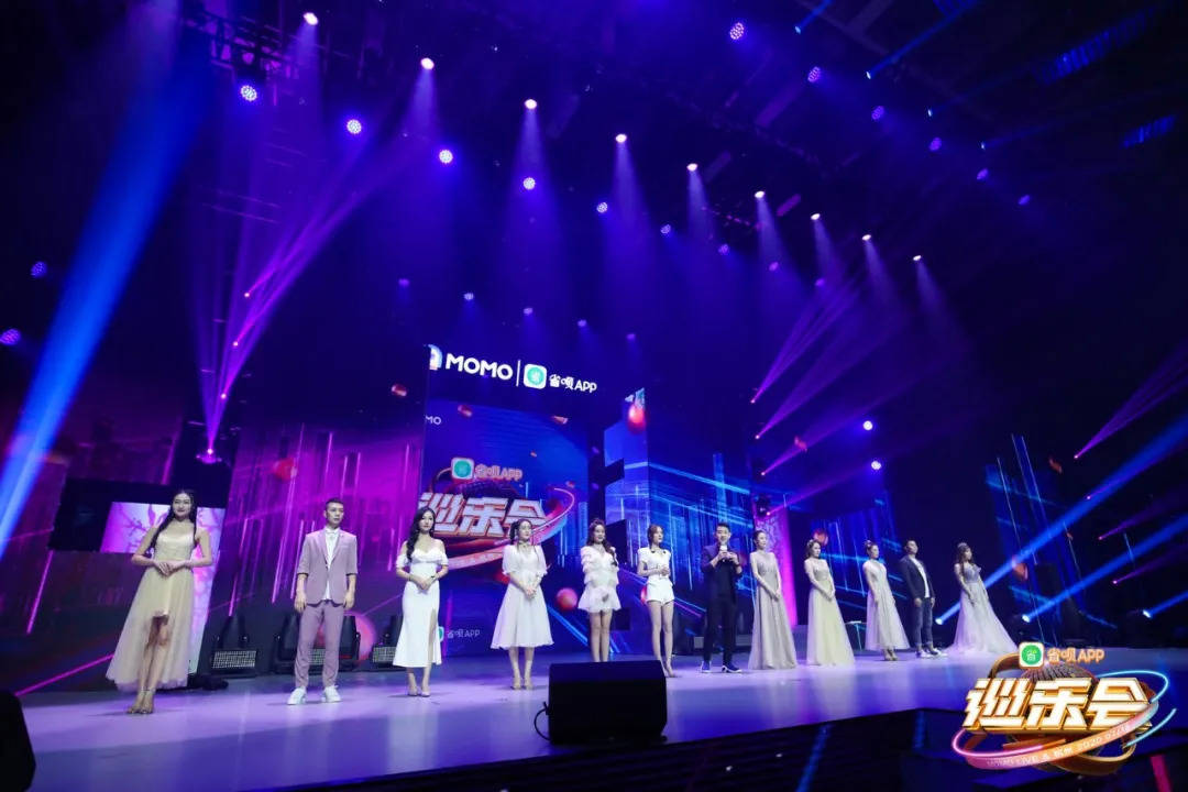 直播间|追完MOMO巡乐会，我觉得主播真没那么好当